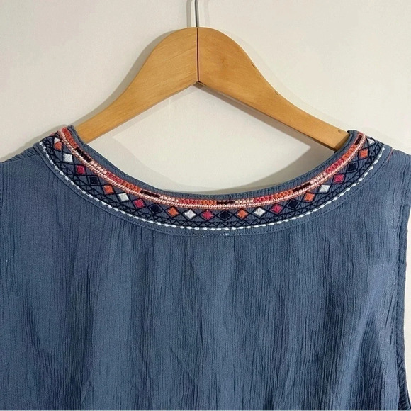 Terra & Sky Embroidered Blue Tank Top 0X Flowy Sleeveless Boho V Neck Pullover - Picture 4 of 6